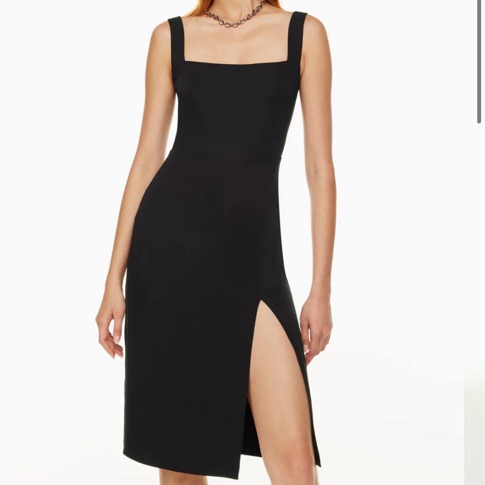 NWT Aritzia Babaton 90s slit midi dress - size 4